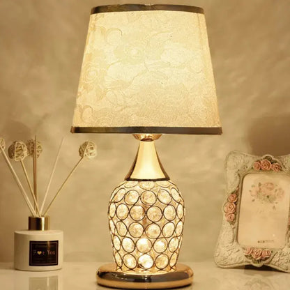 European-Style Crystal Table Lamp Ins Simple Modern Bedroom Warm Romantic Fashion Creative Decorative Bedside Lamp ShadesArray