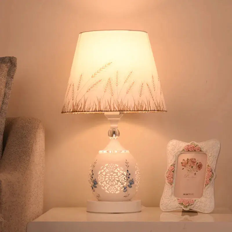 European-Style Crystal Table Lamp - ShadesArray